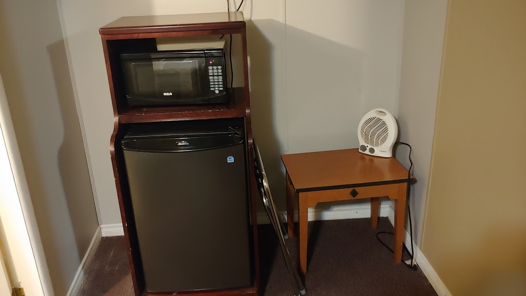 Olympia Motel & Lodge | 5020 16 Ave NW, Calgary, AB T3B 0N3, Canada | Phone: (403) 288-4461