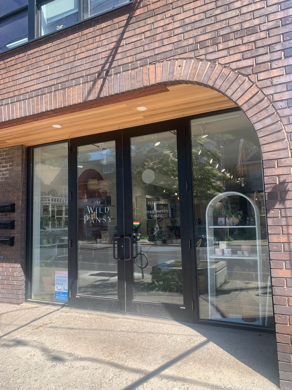 The Wild Pansy | 540 Annette St, Toronto, ON M6S 2C2, Canada | Phone: (416) 532-3333