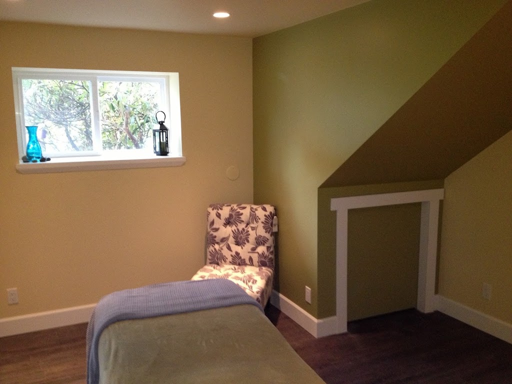 Evolutions Massage Therapy Clinic | 957 Verdier Ave, Brentwood Bay, BC V8M 1C1, Canada | Phone: (250) 213-1357