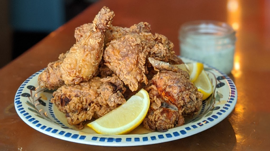 Ding-a-Wing | 397 Roncesvalles Ave, Toronto, ON M6R 2N1, Canada | Phone: (416) 546-1431