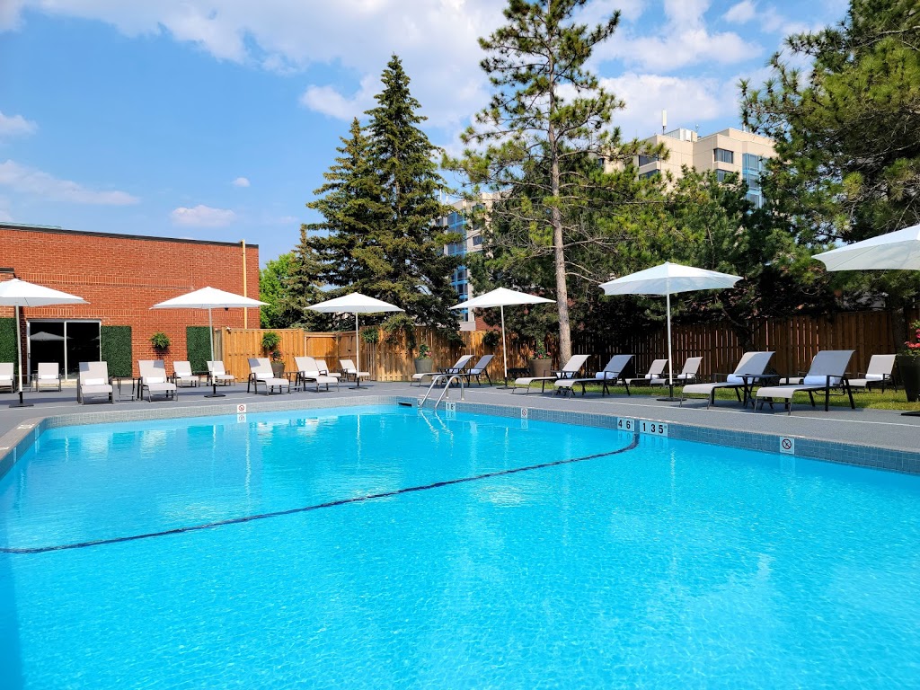 Parkway Fitness & Racquet Club | 9009 Leslie St, Richmond Hill, ON L4B 1M3, Canada | Phone: (905) 882-3106