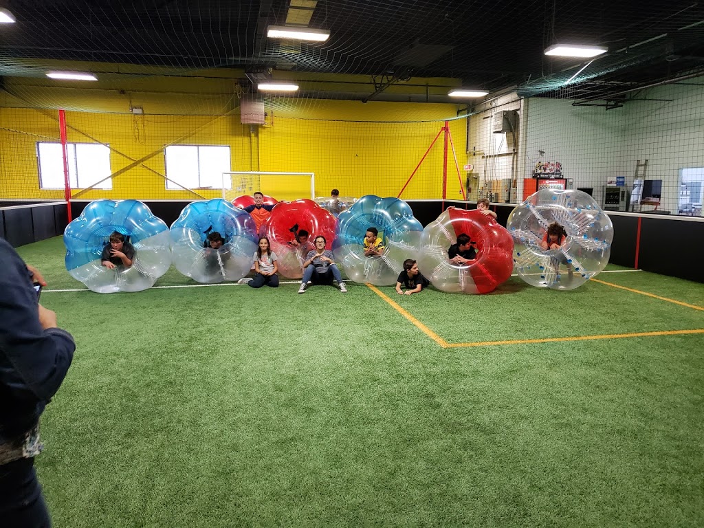 STADIUM 5 | 5832 Chemin de la Côte-de-Liesse, Mont-Royal, QC H4T 1B1, Canada | Phone: (514) 320-0180