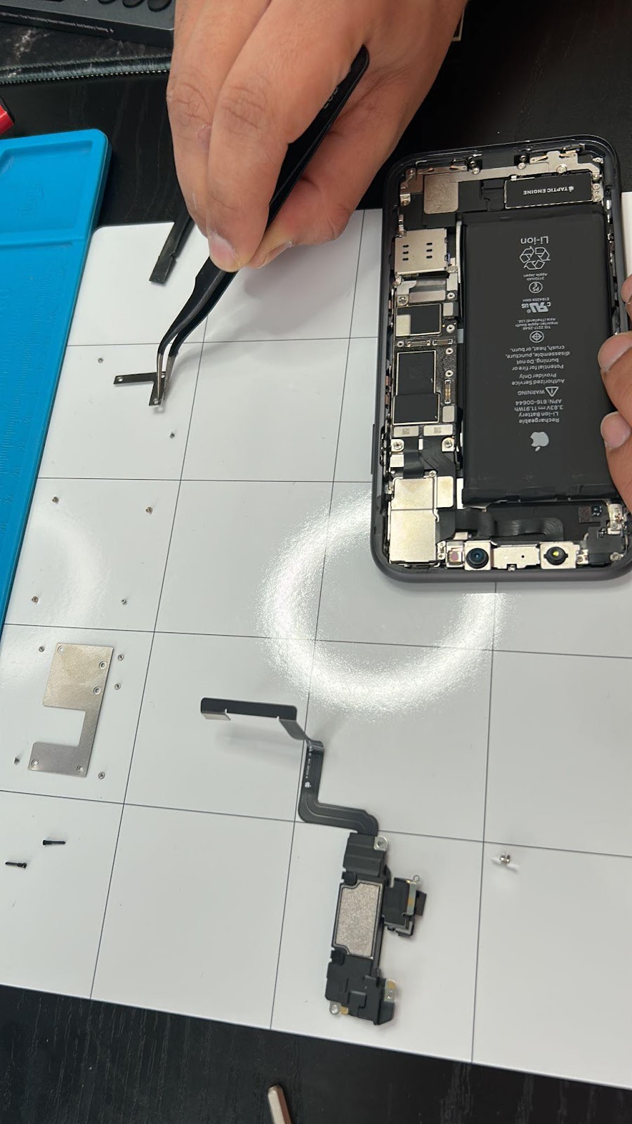 mtl microsoldering | 5700 Rue de Chambéry, Brossard, QC J4Z 0E5, Canada | Phone: (438) 969-0305