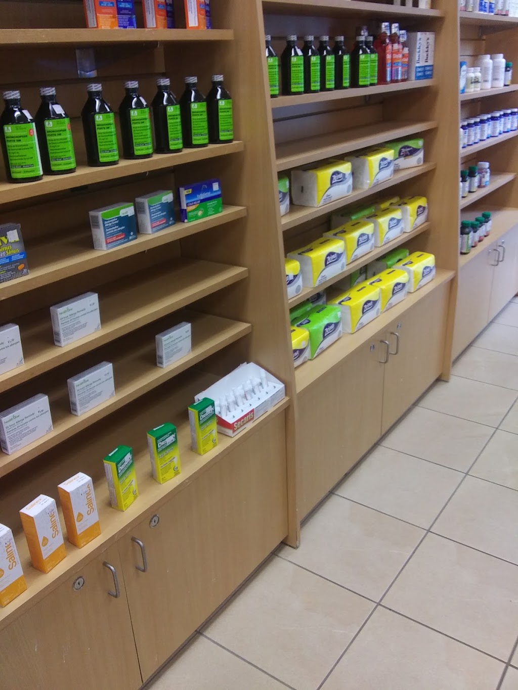 Niagara Falls Centre Pharmacy | 6453 Morrison St, Niagara Falls, ON L2E 7H1, Canada | Phone: (905) 374-2050