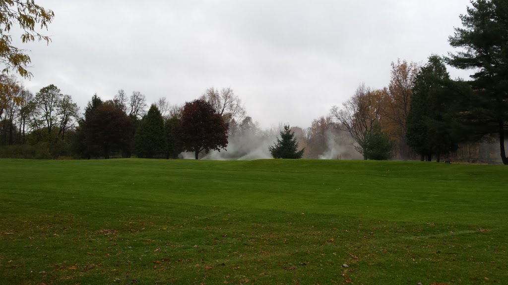 Club de Golf Belle Vue | 880 Boulevard de Léry, Léry, QC J6N 1B7, Canada | Phone: (450) 692-8201