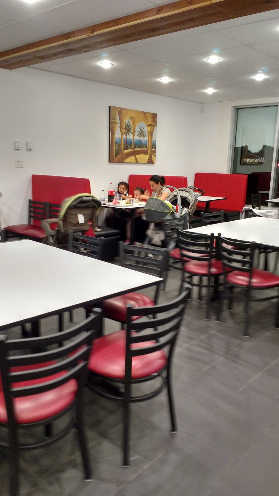 Montreal Pizza Restaurant | 1534 Rue Jarry E, Montréal, QC H2E 1A9, Canada | Phone: (514) 722-5722