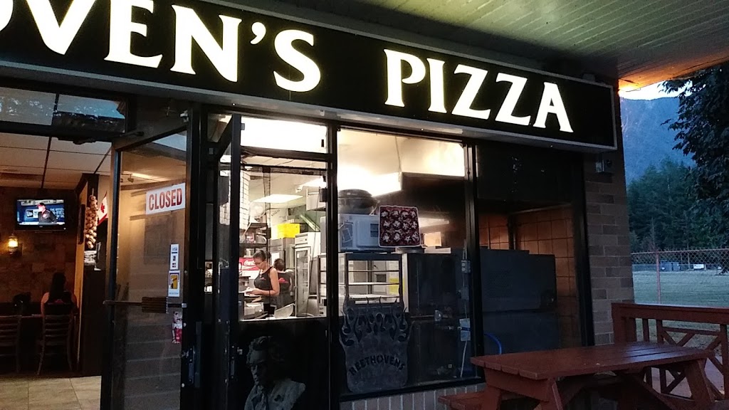 J. Beethovens Pizza Gourmet | 2909 Bainbridge Ave #4, Burnaby, BC V5C 2J4, Canada | Phone: (604) 421-7735