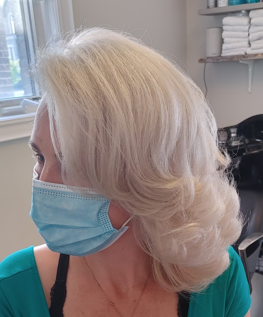Anna Giovannelli Hair Studio | 1343 Lawson St., Innisfil, ON L9S 0K8, Canada | Phone: (416) 876-5686