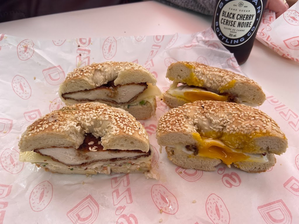 Dizzs Bagel Pointe Claire | 35 Av. Cartier, Pointe-Claire, QC H9S 4R5, Canada | Phone: (514) 505-4440