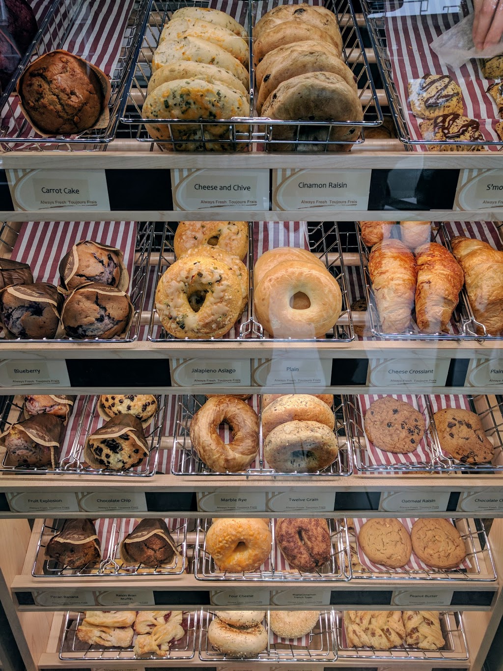 Tim Hortons | 2889 E 12th Ave, Vancouver, BC V5M 4T5, Canada | Phone: (604) 620-5044
