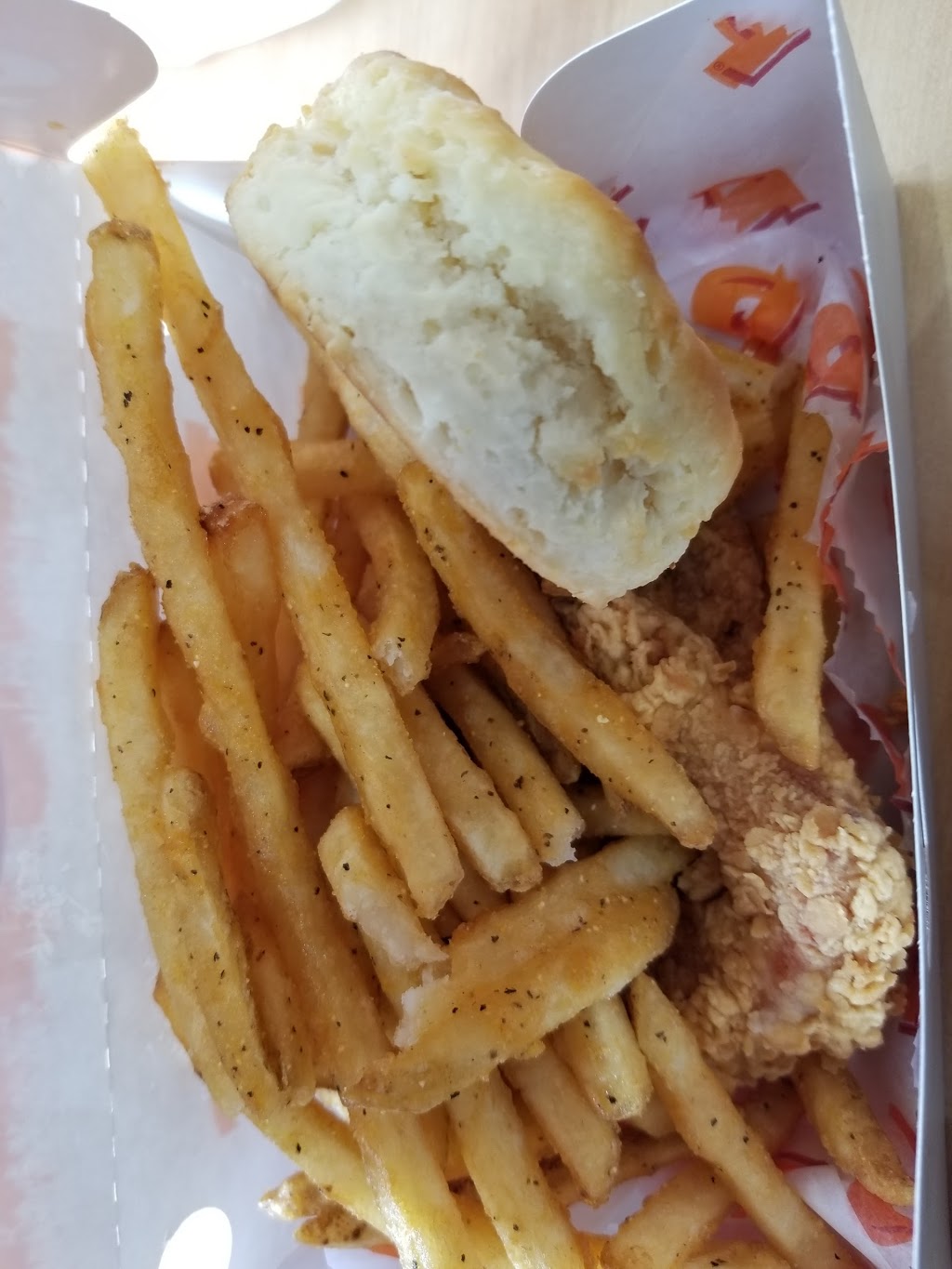 Popeyes Louisiana Kitchen | 7205 Goreway Dr, Mississauga, ON L4T 2T9, Canada | Phone: (905) 671-8887