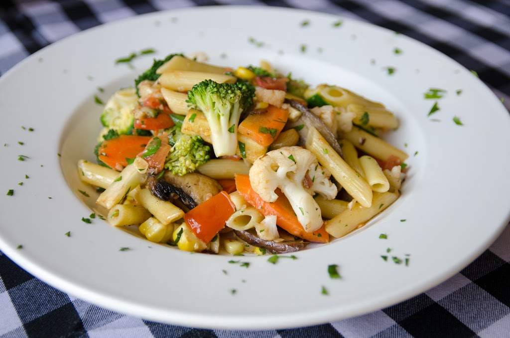 Amicos Pizza - Italian Food Delivery & Takeout | 1648 Queen St W, Toronto, ON M6R 1B2, Canada | Phone: (416) 537-2222