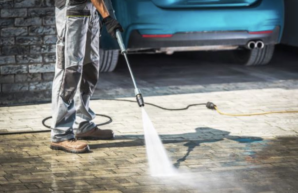 High Rise Window Cleaning | Bell Ave, Maple Ridge, BC V2W 1R7, Canada | Phone: (604) 200-3560