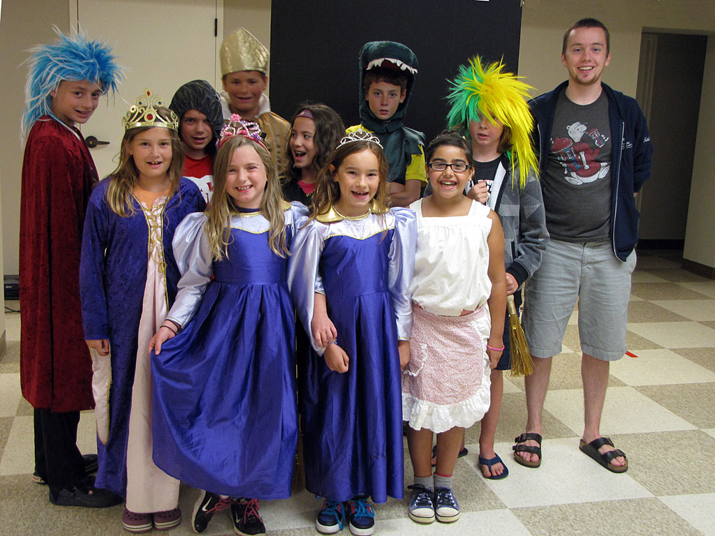 Great Big Theatre Company Oakville | 1415 Trafalgar Rd, Oakville, ON L6H 4R5, Canada | Phone: (866) 864-4282