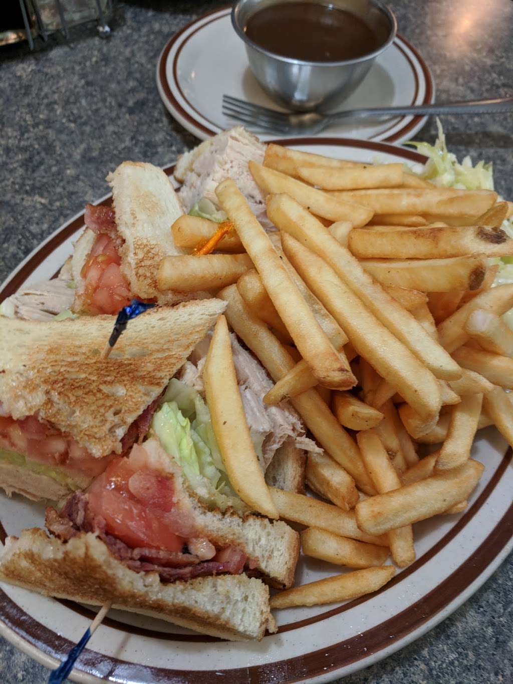 Garwood Grill | 435 Pembina Hwy, Winnipeg, MB R3M 2K9, Canada | Phone: (204) 453-3012