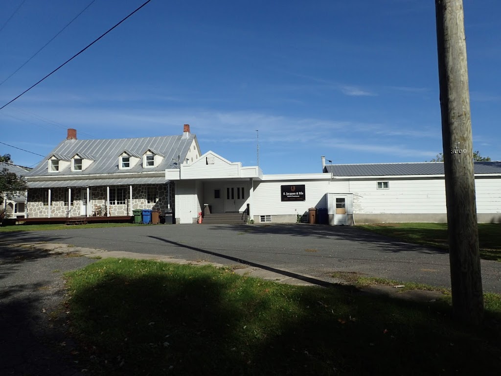 Municipalité de Massueville | 246 Rue Bonsecours, Massueville, QC J0G 1K0, Canada | Phone: (450) 788-2957