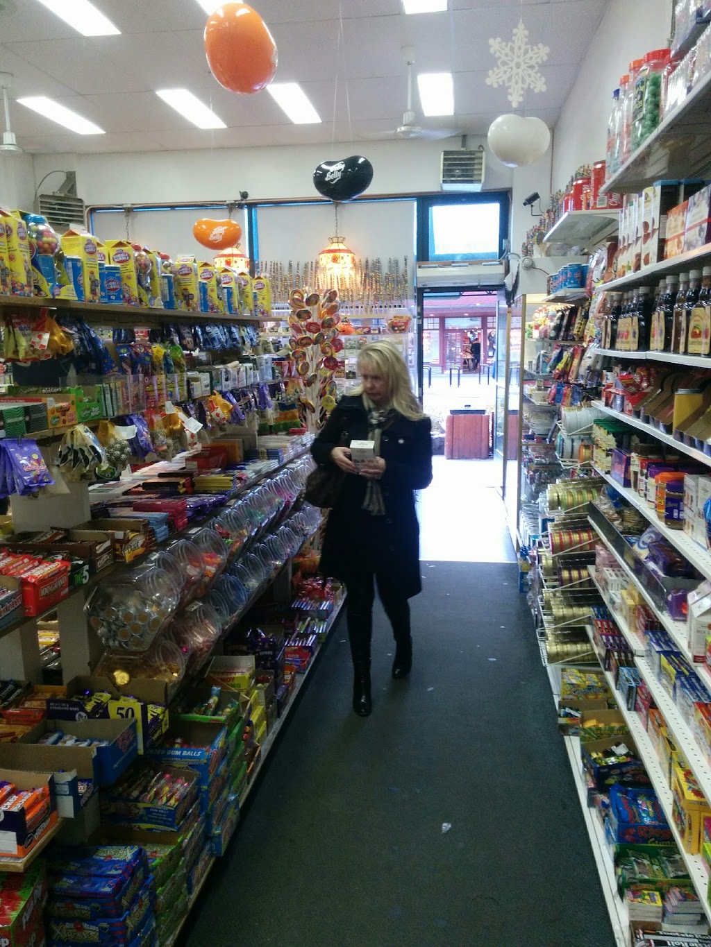 Banff Candy Store | 126 Banff Ave, Banff, AB T1L 1A6, Canada | Phone: (403) 762-3737