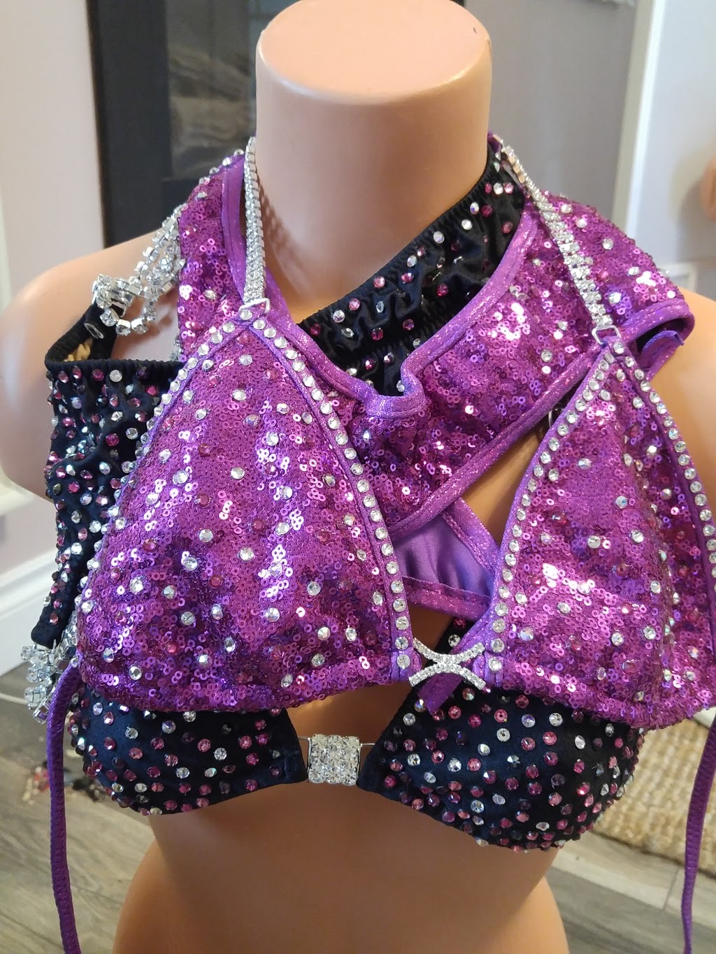 Buttercream Bikini | 14750 110a Ave, Surrey, BC V3R 2B7, Canada | Phone: (604) 961-8065
