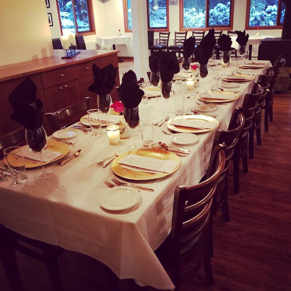 Farm Table Inn | 6755 Cowichan Lake Rd, Lake Cowichan, BC V0R 2G0, Canada | Phone: (250) 932-3205