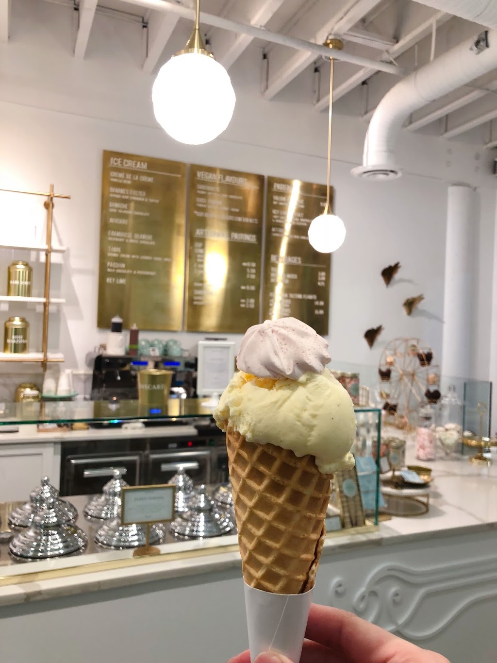 La Glace | 2785 W 16th Ave, Vancouver, BC V6K 4W7, Canada | Phone: (604) 428-0793