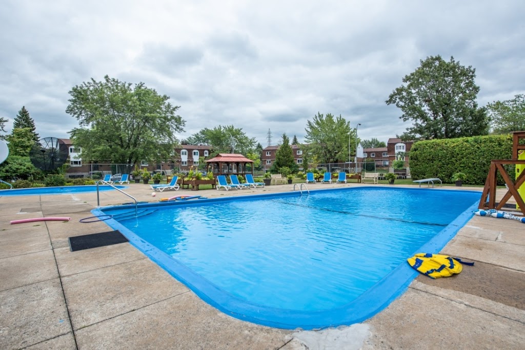 Fairgreen Acres | 880 Rue Legault, Greenfield Park, QC J4V 3C6, Canada | Phone: (450) 676-9807