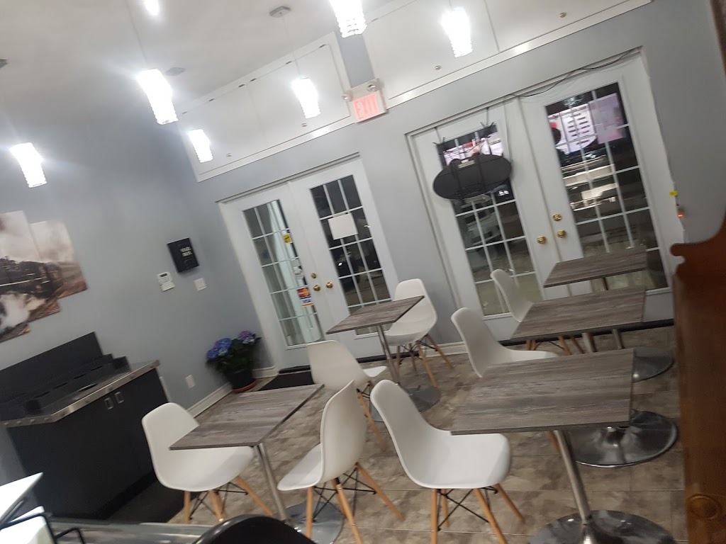Whistle Stop Cafe | 102 Jarvis St, Fort Erie, ON L2A 4Z7, Canada | Phone: (905) 329-0322