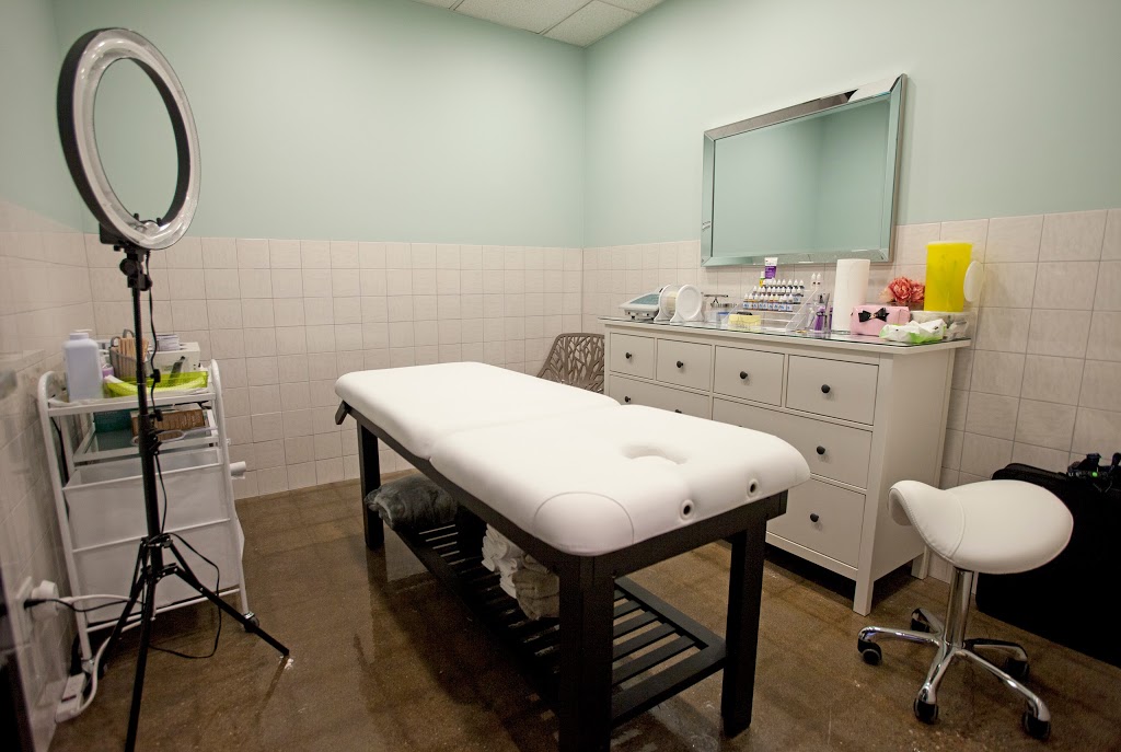 Bare Essentials Waxing | 86b Gordon St, Guelph, ON N1H 4H6, Canada | Phone: (519) 835-3929