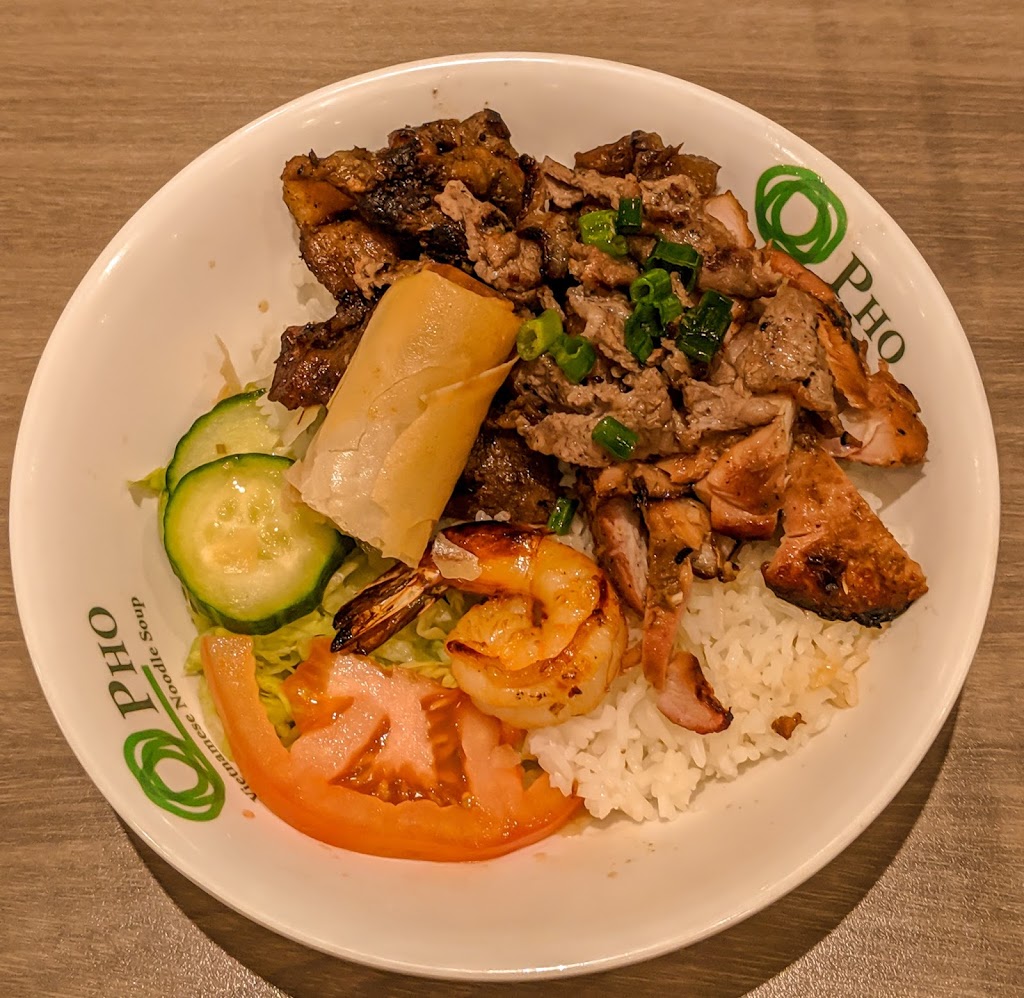 Pho | 4426 17 St NW, Edmonton, AB T6T 0C1, Canada | Phone: (587) 458-8787