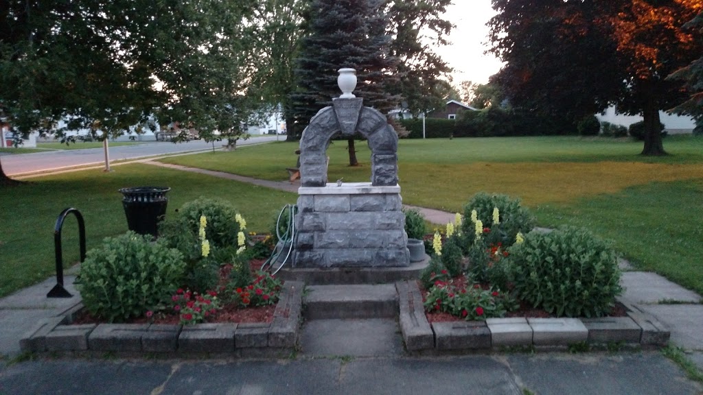 W.C.T.U. Fountain | 110 Lake St, Rouses Point, NY 12979, USA