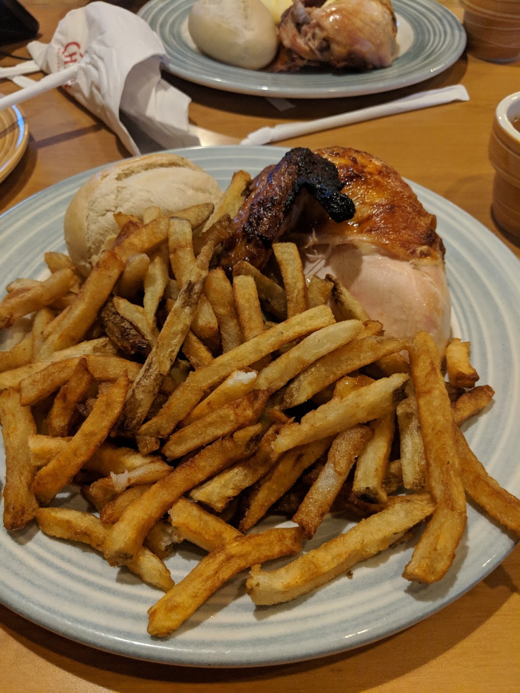Swiss Chalet Rotisserie & Grill | 333 Main St, Wasaga Beach, ON L9Z 0B6, Canada | Phone: (705) 429-9950