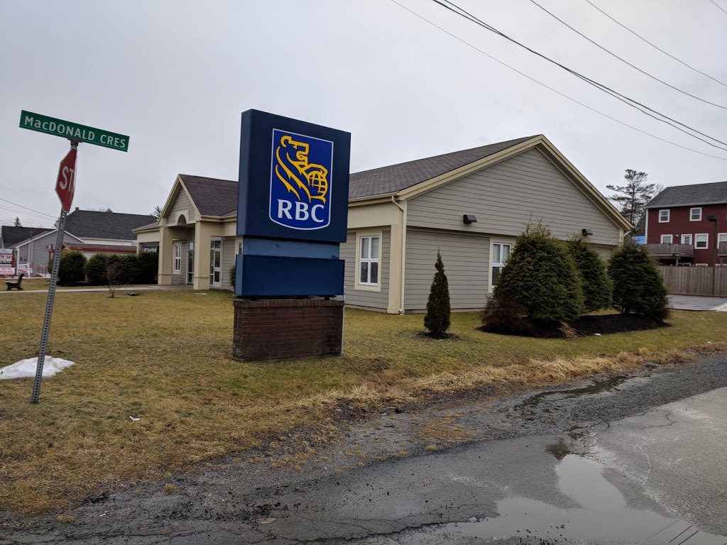 RBC Royal Bank | 178 NS-214, Elmsdale, NS B2S 1H7, Canada | Phone: (902) 883-2261