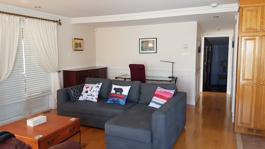 Escale 335 | 335 Avenue de Venise O, Venise-en-Québec, QC J0J 2K0, Canada | Phone: (438) 883-4664