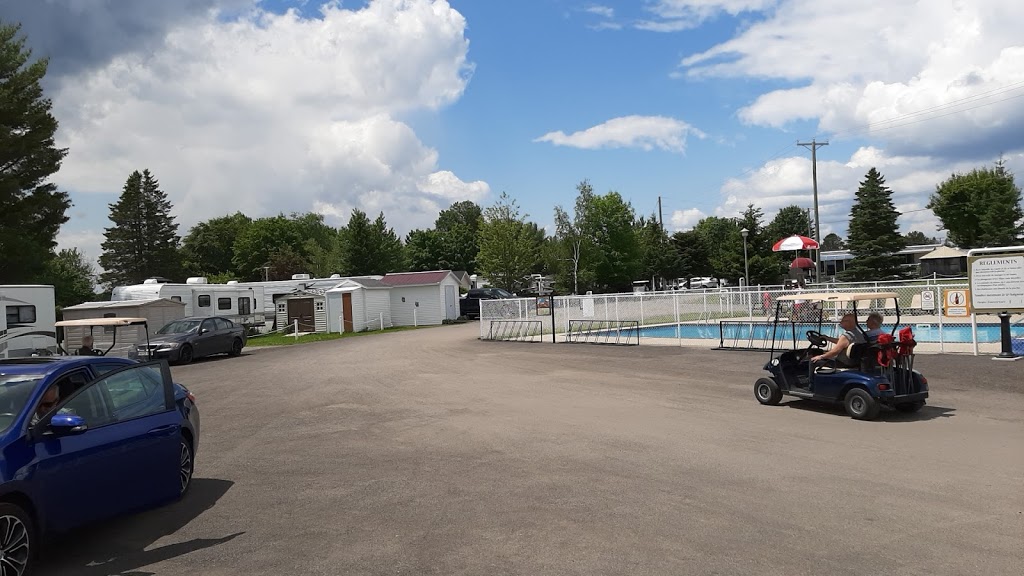 Camping Du Zoo | 3371 Rang des Chutes, Saint-Édouard-de-Maskinongé, QC J0K 2H0, Canada | Phone: (819) 268-2422