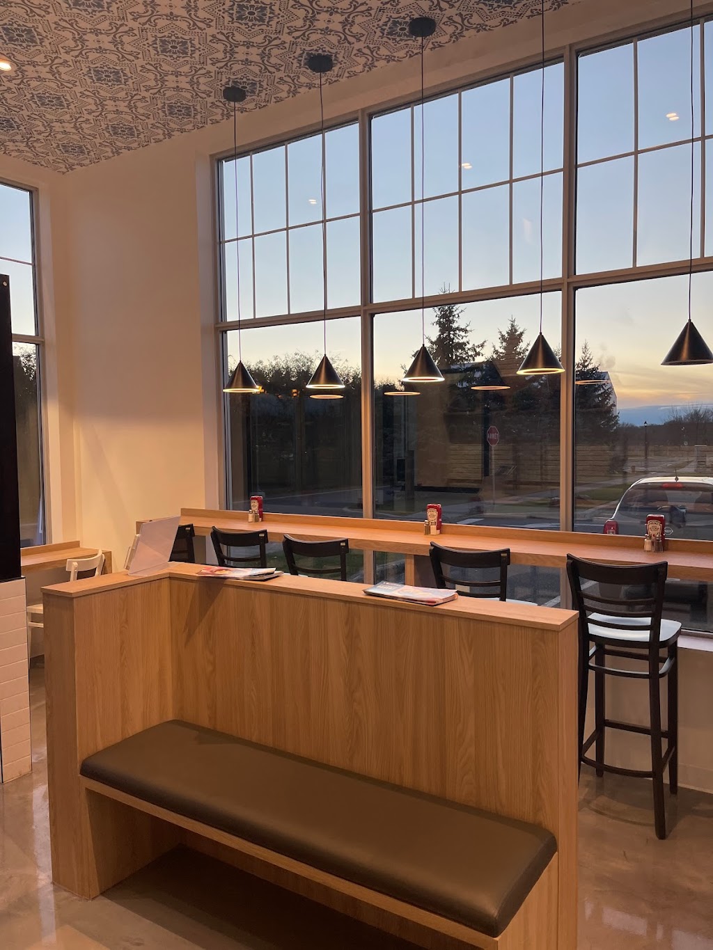 Cantine Emilia (Bromont) | 109 Boul. du Carrefour Local #200, Bromont, QC J2L 3L1, Canada | Phone: (450) 534-0554