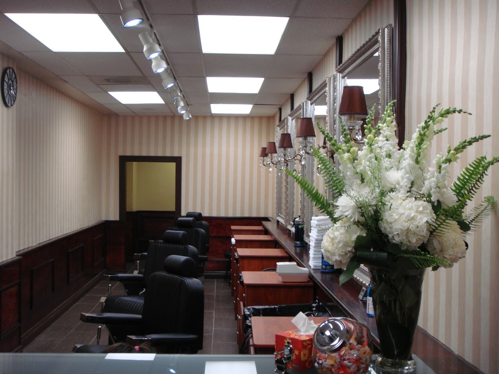 White Shield Barbershop Corp | 2300 Lawrence Ave E #9, Scarborough, ON M1P 2R2, Canada | Phone: (416) 836-7633