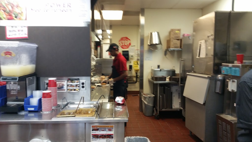 Wendys | 1040 Beaverhill Blvd, Winnipeg, MB R2J 1B1, Canada | Phone: (204) 257-6736