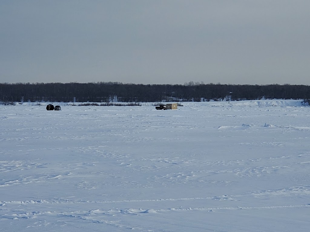 Lake Winnipeg Ice Fishing Shack Rentals | Balsam Bay, MB R0E 0B0, Canada | Phone: (204) 406-5586