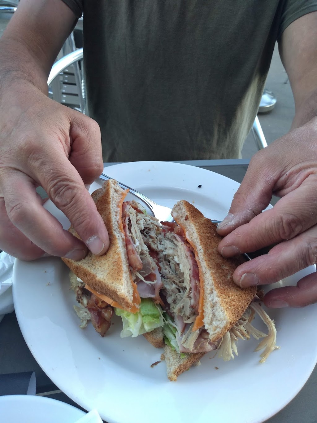 Coyote Grill | 106 2 St W, Cremona, AB T0M 0R0, Canada | Phone: (403) 637-0097