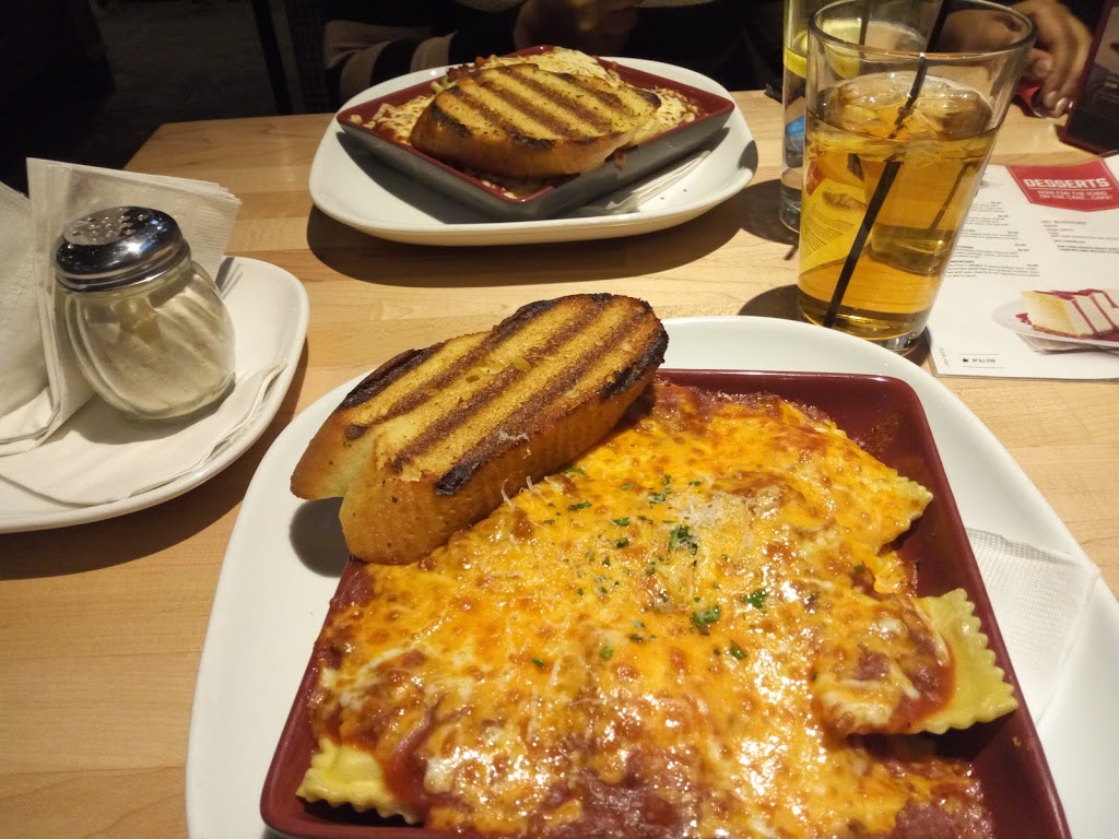 Boston Pizza | 2729 Pembina Hwy, Winnipeg, MB R3T 2H5, Canada | Phone: (204) 261-7111