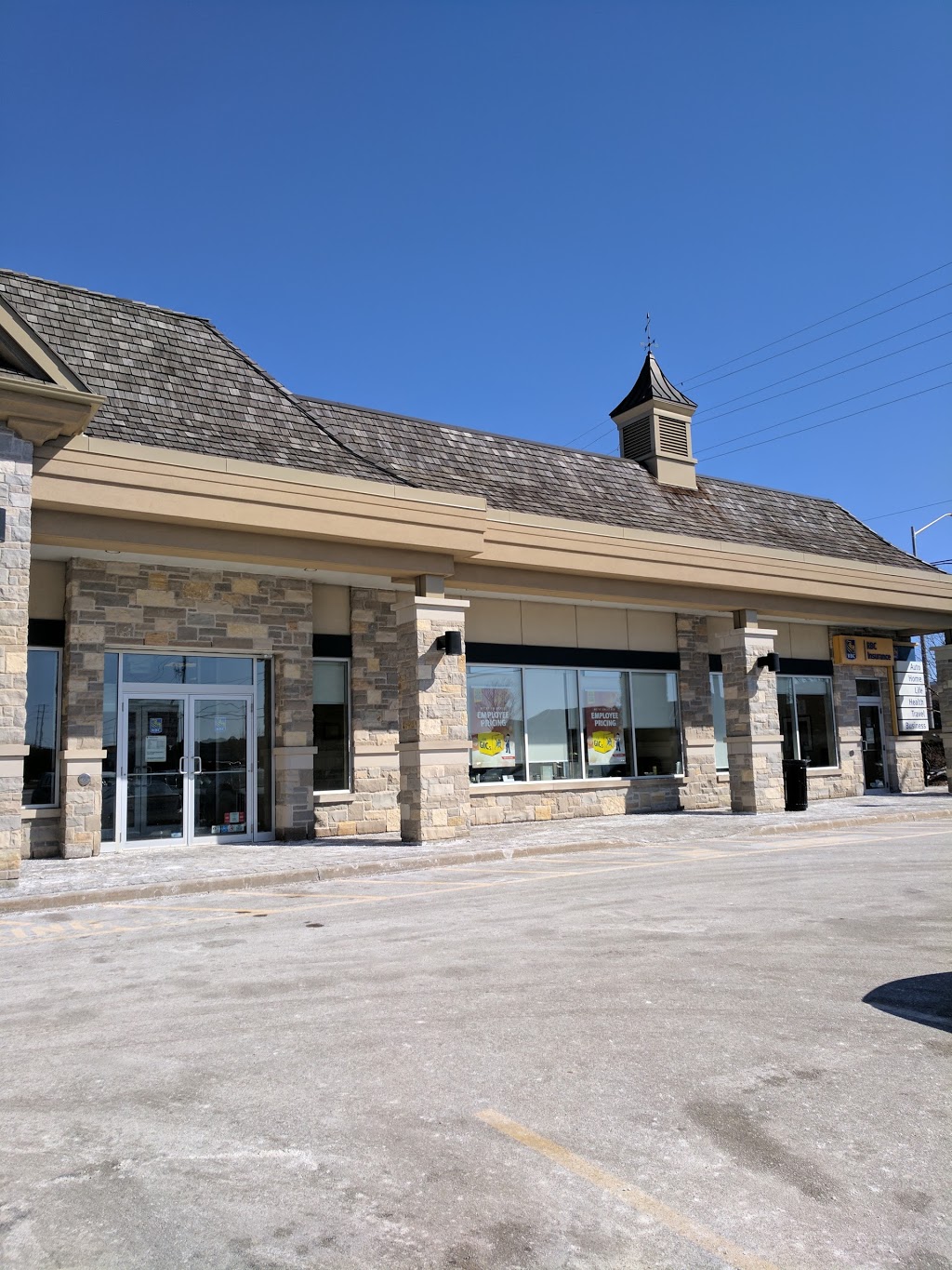 RBC Royal Bank | 1520 Major MacKenzie Dr W, Maple, ON L6A 0A9, Canada | Phone: (905) 832-1119