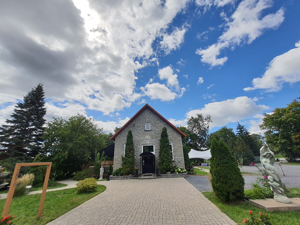 At the Schoolhouse | 2876 Munster Rd, Ottawa, ON K0A 3P0, Canada | Phone: (613) 612-6209