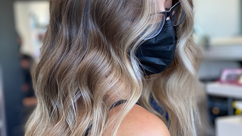 Blown and Balayaged | 74 Facer St Unit 4, St. Catharines, ON L2M 5J2, Canada | Phone: (289) 362-5911