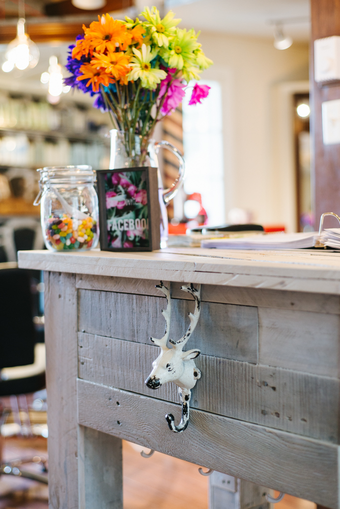 Salon Urbain Le Switch | 103 Rue Principale, Saint-Sauveur, QC J0R 1R6, Canada | Phone: (450) 227-2009