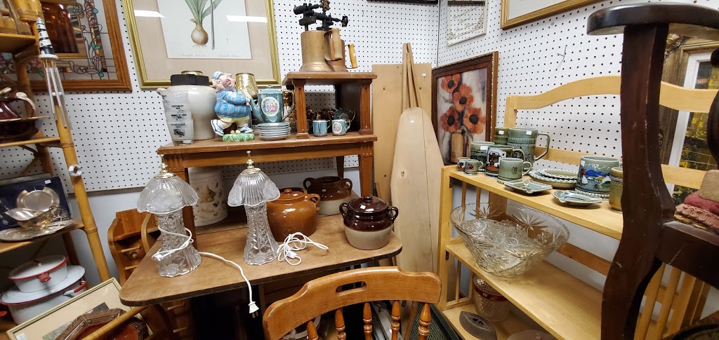 East End Vendors Market | 7272 ON-26, Stayner, ON L0M 1S0, Canada | Phone: (705) 428-5550