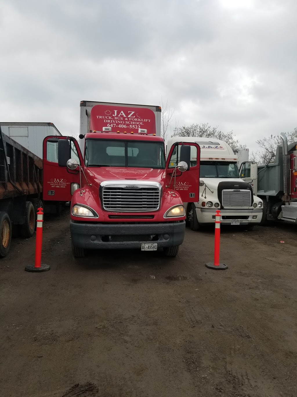 JAZ Truck Driving School | 1750 Brimley Rd #100, Scarborough, ON M1P 4X7, Canada | Phone: (647) 430-8961