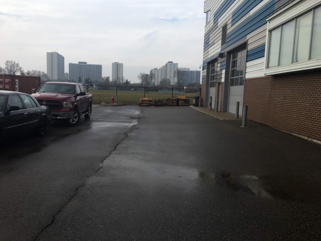 Bramalea Secondary School | 510 Balmoral Dr, Brampton, ON L6T 1W4, Canada | Phone: (905) 793-2400