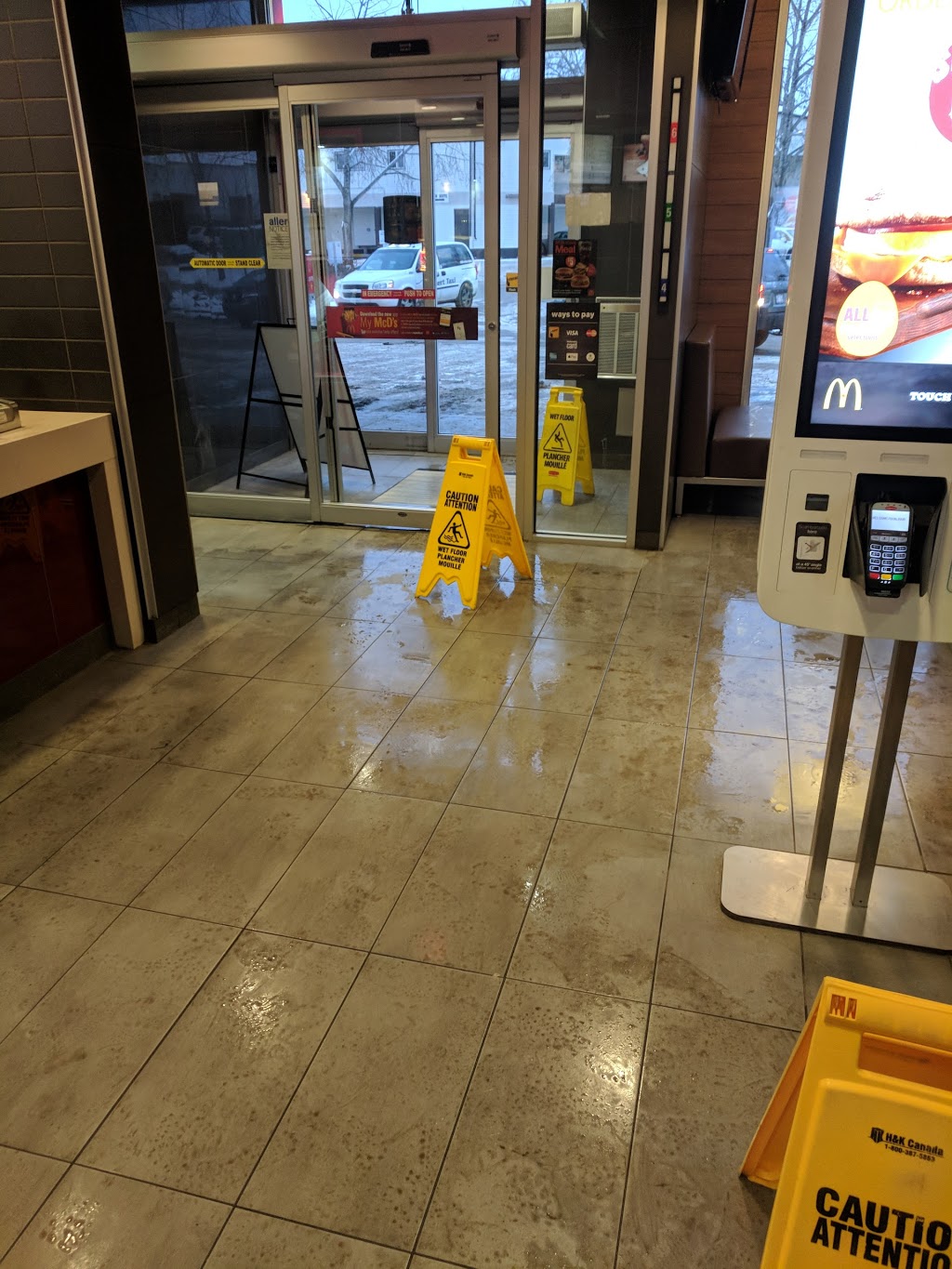 McDonalds | 369 St Albert Trail, St. Albert, AB T8N 0R1, Canada | Phone: (780) 458-1121