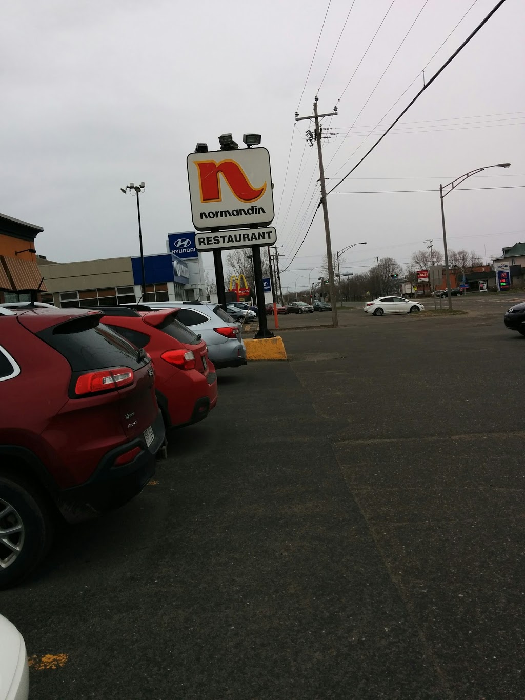Restaurant Normandin | 25 Boulevard Taché E, Montmagny, QC G5V 1V6, Canada | Phone: (418) 248-3667