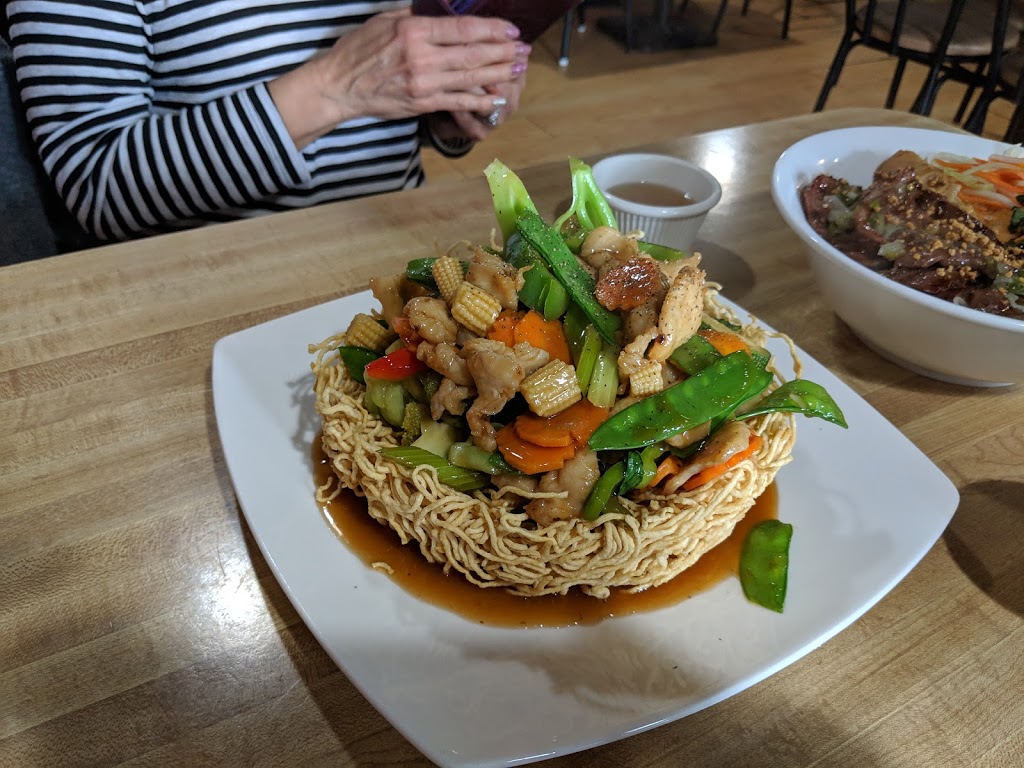 Pho Cali | 5952 Seneca St, Elma, NY 14059, USA | Phone: (716) 675-8900
