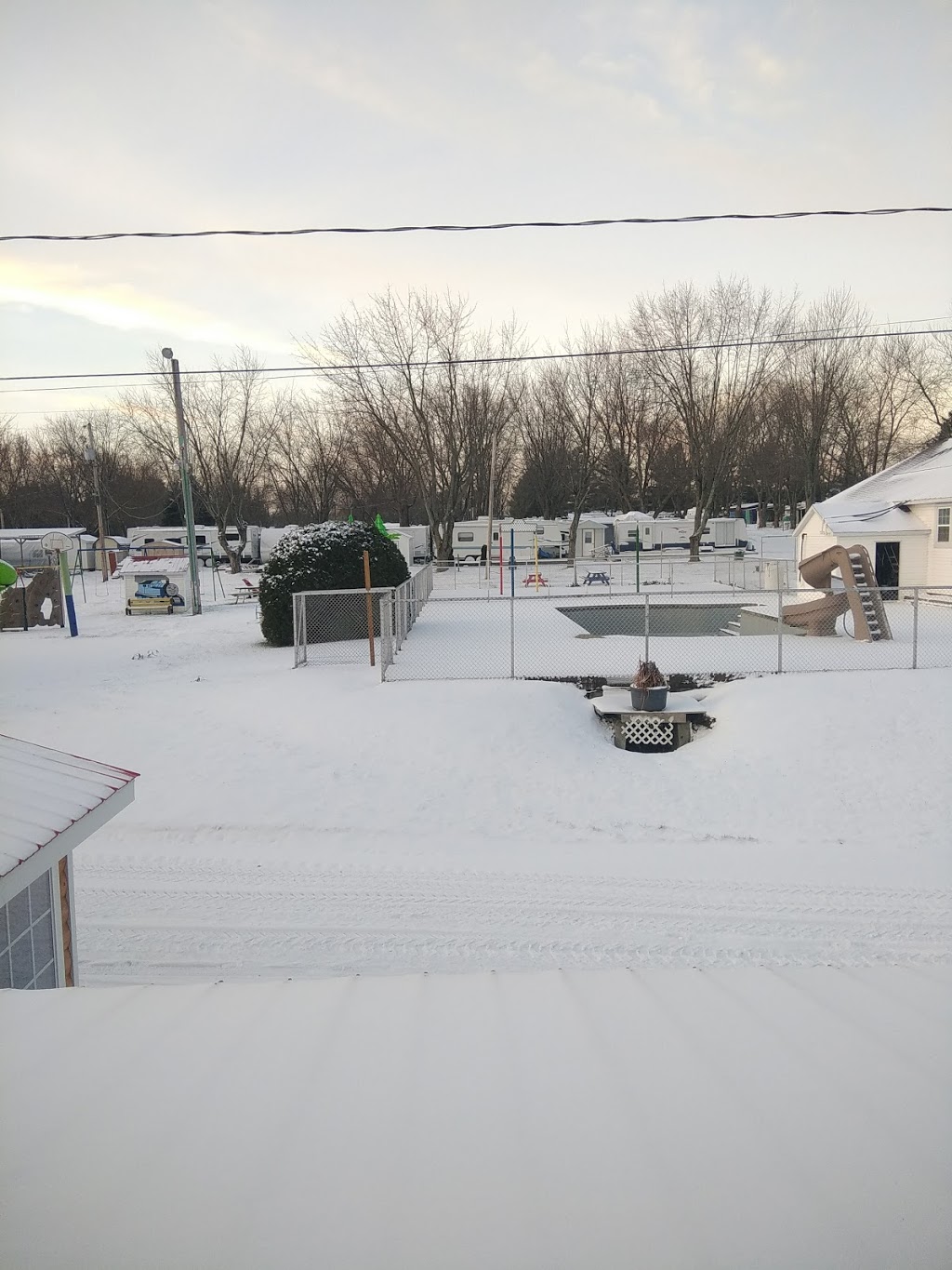 Camping Melbourne | 1185 Chemin Ely, Melbourne, QC J0B 2B0, Canada | Phone: (819) 826-6222